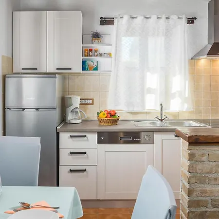 בית נופש One-bedroom In Svlovrec Rajki